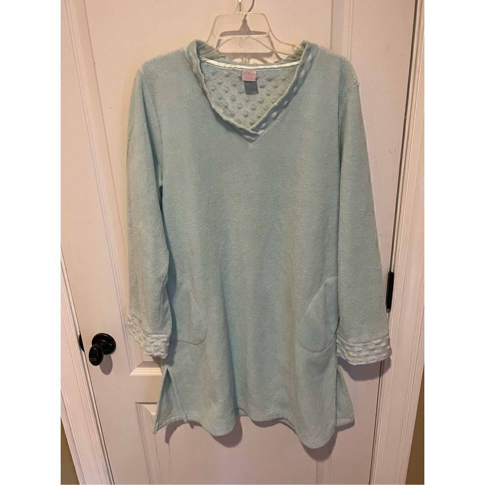 Simple Pleasures light teal green fleece night gown